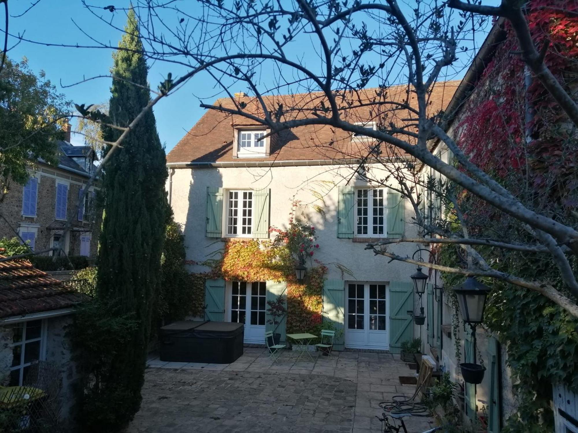 Maison D'Hotes La Source Magny-les-Hameaux Exterior foto